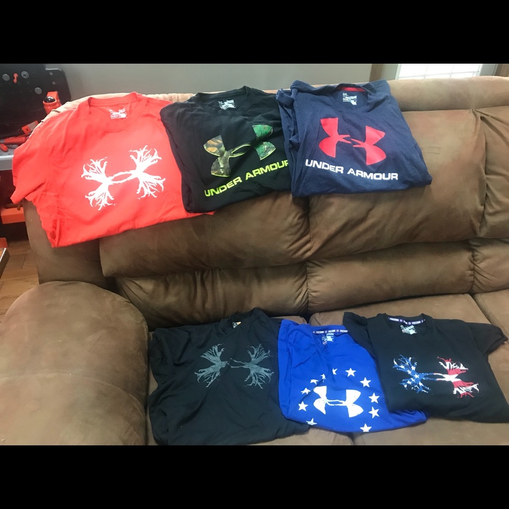 6 size medium under armour t shirts